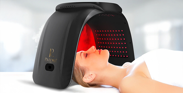 Patient receiving Prédiré Paris - LED Light Therapy at Skinlastiq Medical Laser Cosmetic Spa in Burlingame