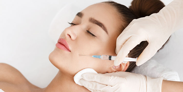 Patient receiving Revanesse Versa at Skinlastiq Medical Laser Cosmetic Spa in Burlingame
